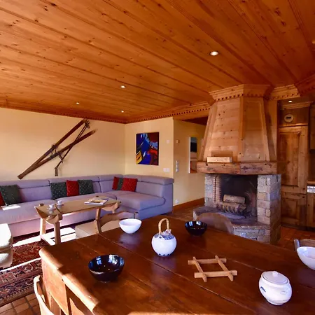 Standing Aux Pieds Apartment Courchevel
